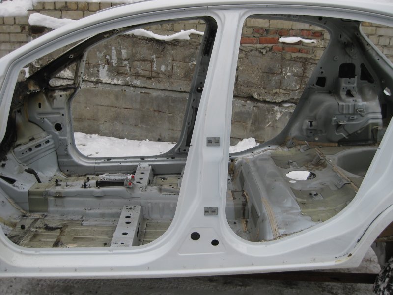 Стойка кузовная центральная Opel Corsa 2013 хэтчбек