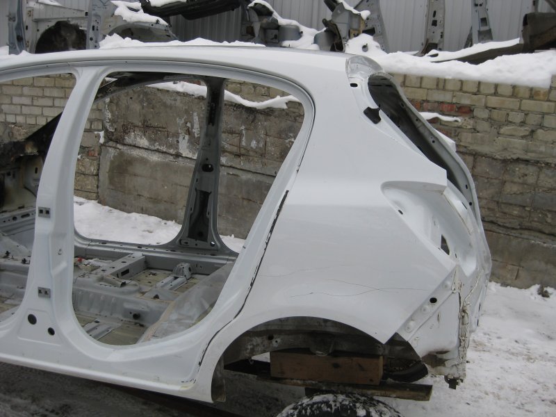 Стойка кузовная центральная Opel Corsa 2013 хэтчбек