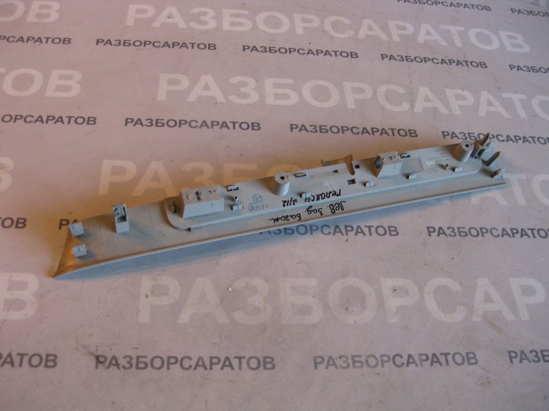 Обшивка стойки багажника Ford Galaxy 2006