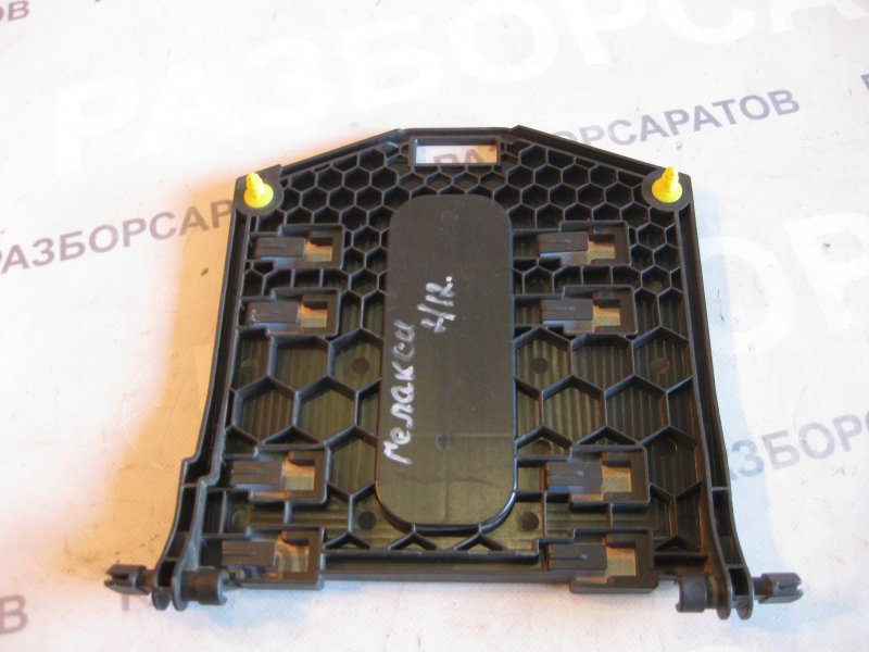 Кронштейн блока предохранителей Ford Galaxy 2006