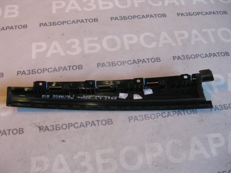 Накладка двери вертикальная Ford Galaxy 2006