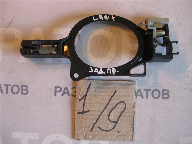 Основание ручки двери наружной Mitsubishi Lancer 10 2007 седан