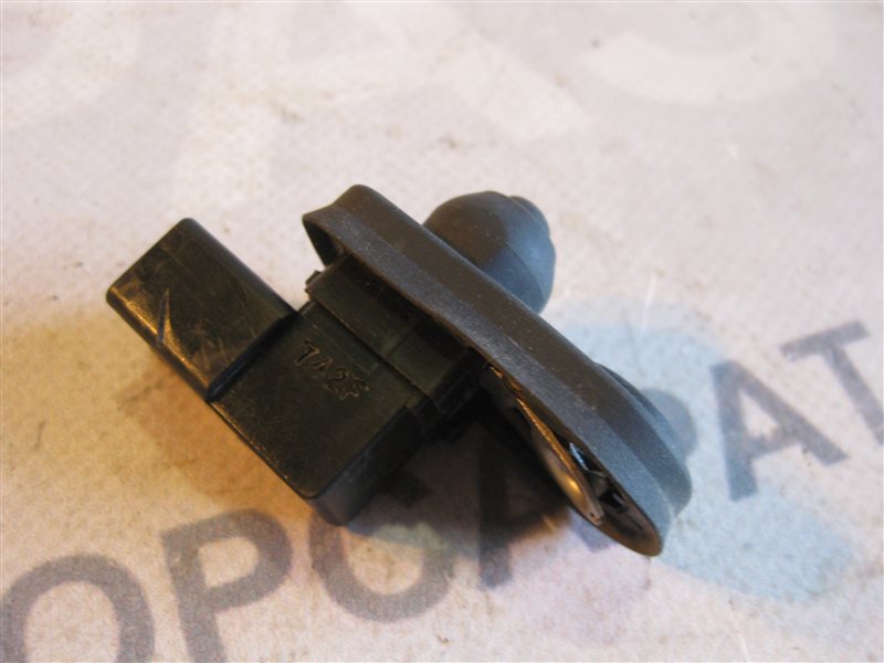 Концевик двери Mitsubishi Lancer 10 2007 седан