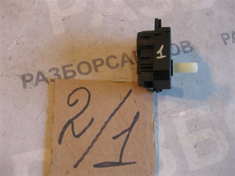 Моторчик заслонки отопителя Mitsubishi Lancer 10 2007 седан