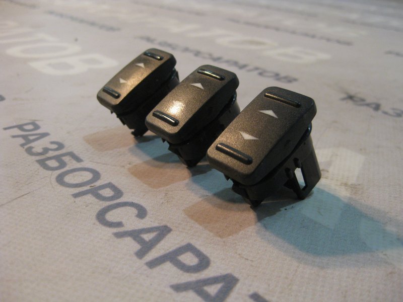 Кнопка стеклоподъемника Ford Galaxy 2006