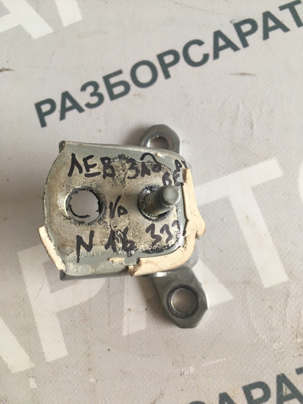 Петля двери верхняя Nissan Almera N16 2005 хэтчбек