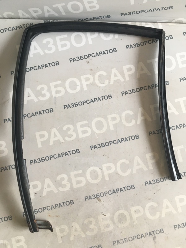 Уплотнитель стекла двери Nissan Almera N16 2005 хэтчбек