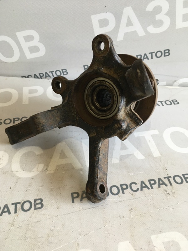 Кулак со ступицей Nissan Almera N16 2005 хэтчбек
