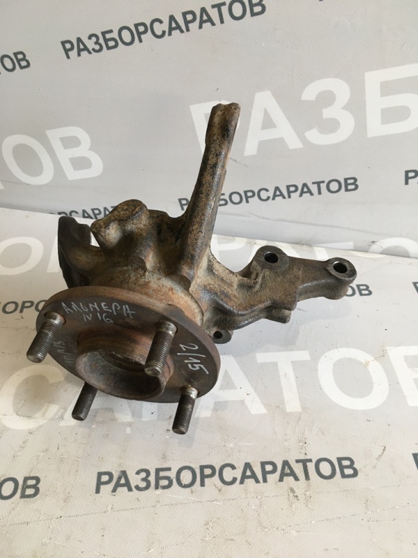 Кулак со ступицей Nissan Almera N16 2005 хэтчбек