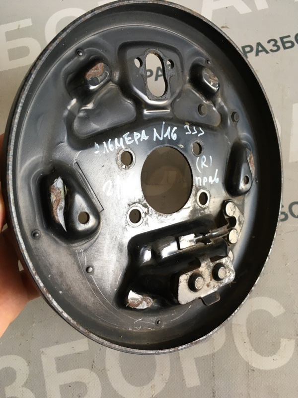 Щит опорный Nissan Almera N16 2005 хэтчбек