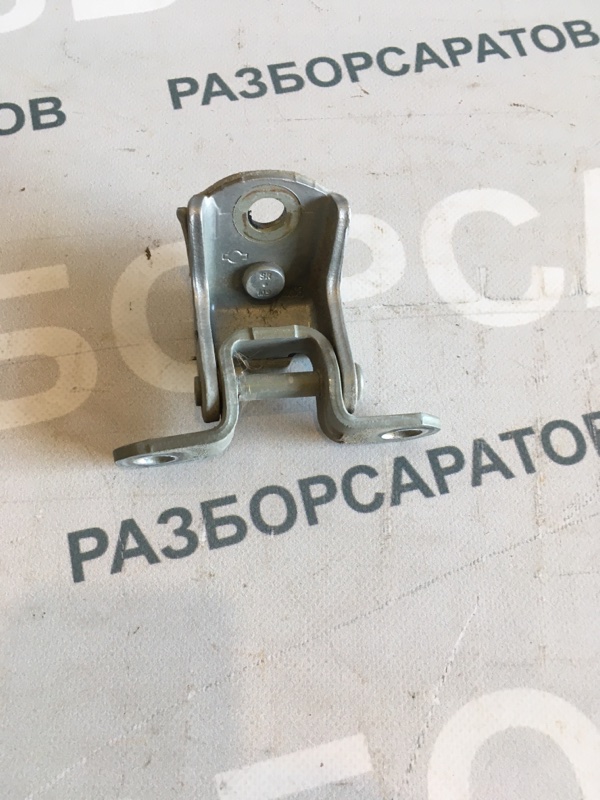 Петля двери верхняя Nissan Almera N16 2005 хэтчбек
