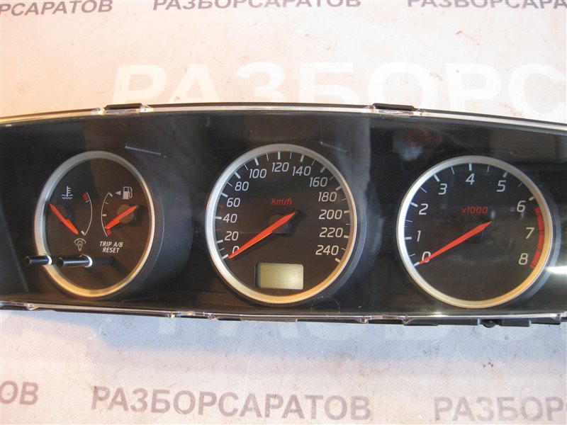 Щиток приборов Nissan Primera P12 2003 хэтчбек