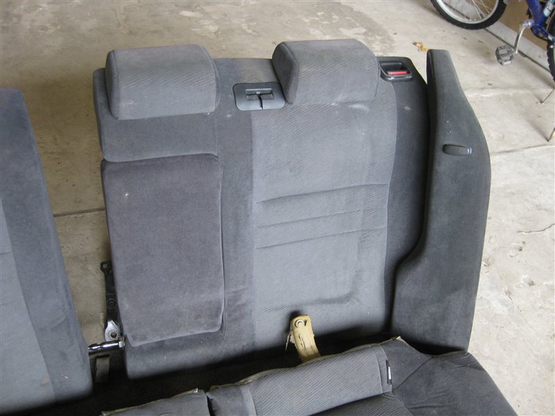 Сиденье заднее Nissan Primera P12 2003 хэтчбек