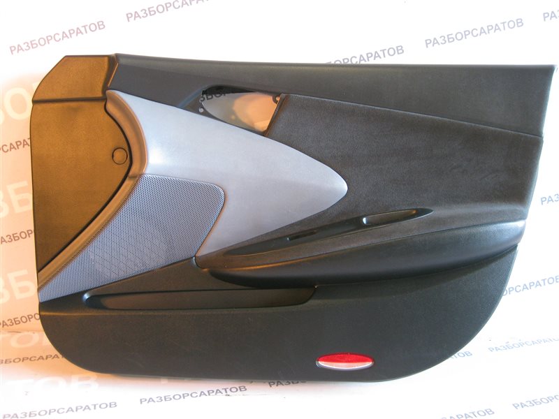 Обшивка двери Nissan Primera P12 2003 хэтчбек