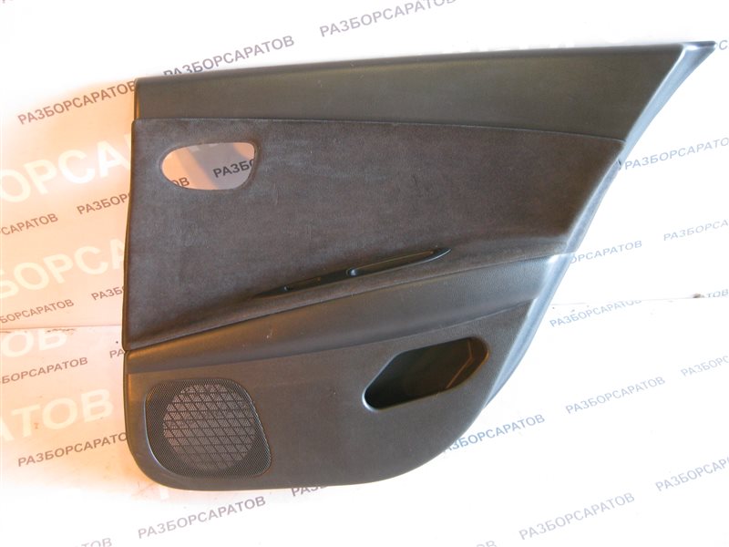 Обшивка двери Nissan Primera P12 2003 хэтчбек