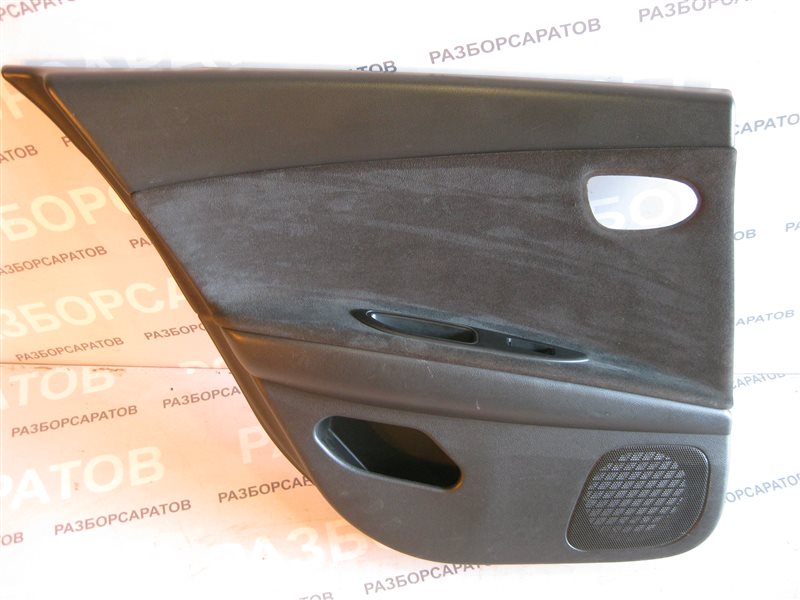 Обшивка двери Nissan Primera P12 2003 хэтчбек