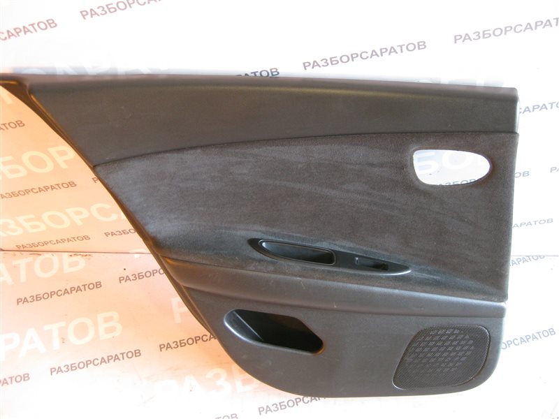 Обшивка двери Nissan Primera P12 2003 хэтчбек
