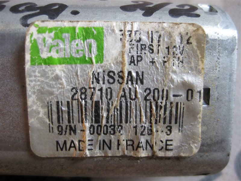 Моторчик стеклоочистителя Nissan Primera P12 2003 хэтчбек