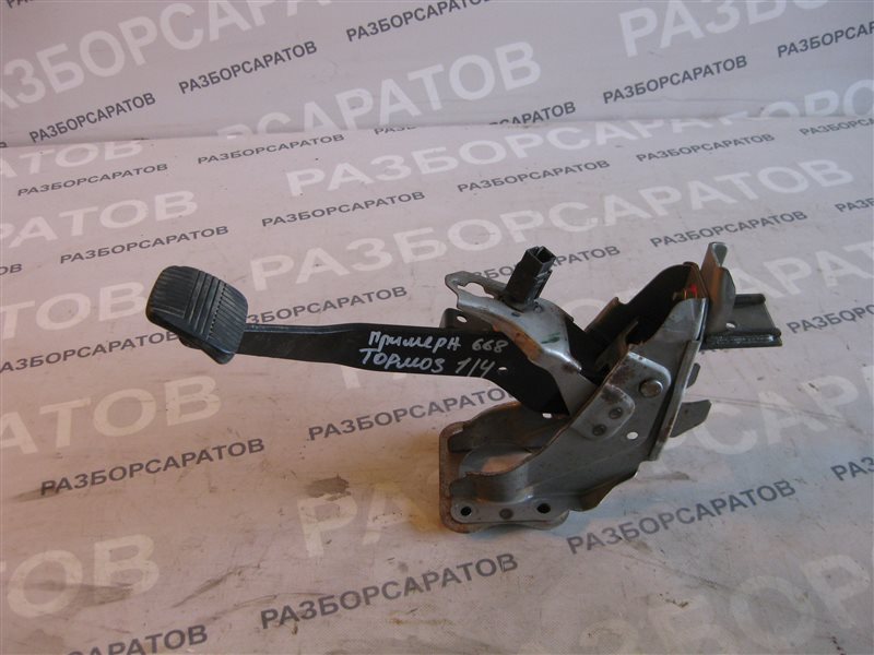 Педаль тормоза Nissan Primera P12 2003 хэтчбек