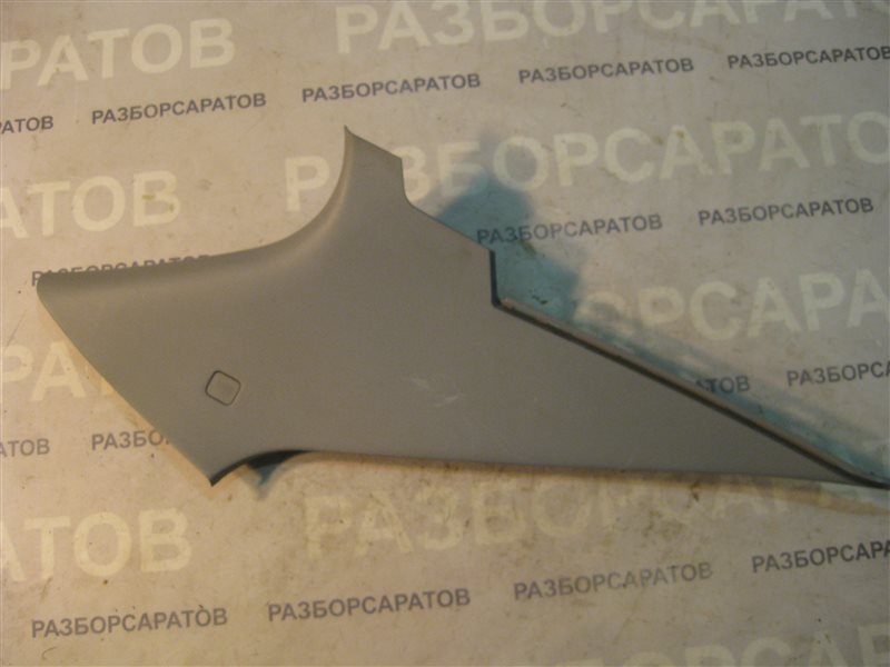 Обшивка стойки Nissan Primera P12 2003 хэтчбек