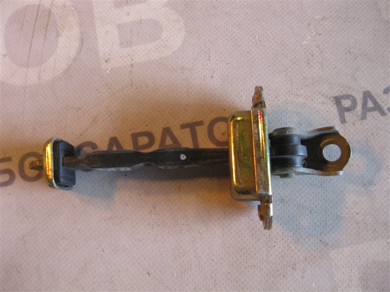 Ограничитель двери Nissan Primera P12 2003 хэтчбек