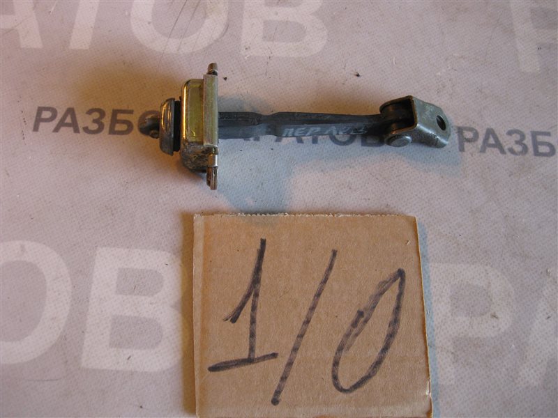 Ограничитель двери Nissan Primera P12 2003 хэтчбек