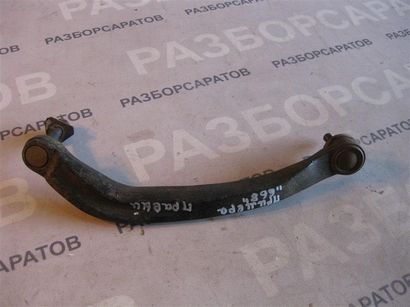 Рычаг подвески верхний Nissan Primera P12 2003 хэтчбек