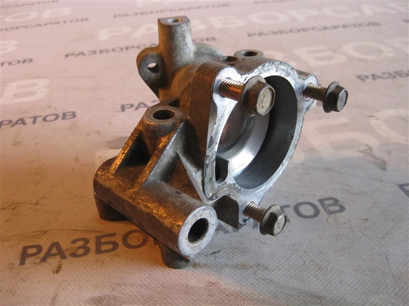 Корпус помпы Nissan Primera P12 2003 хэтчбек