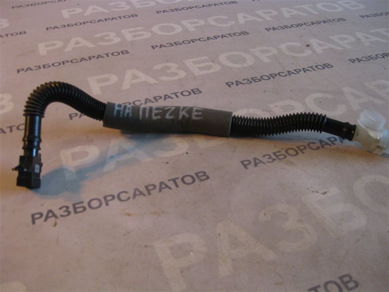 Патрубок печки Nissan Primera P12 2003 хэтчбек