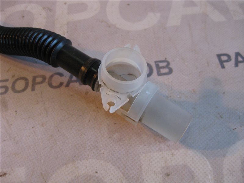 Патрубок печки Nissan Primera P12 2003 хэтчбек