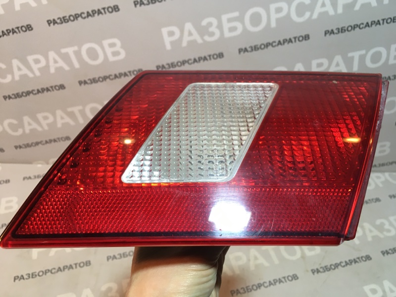 Фонарь в крышку багажника ВАЗ 2115 2008 седан