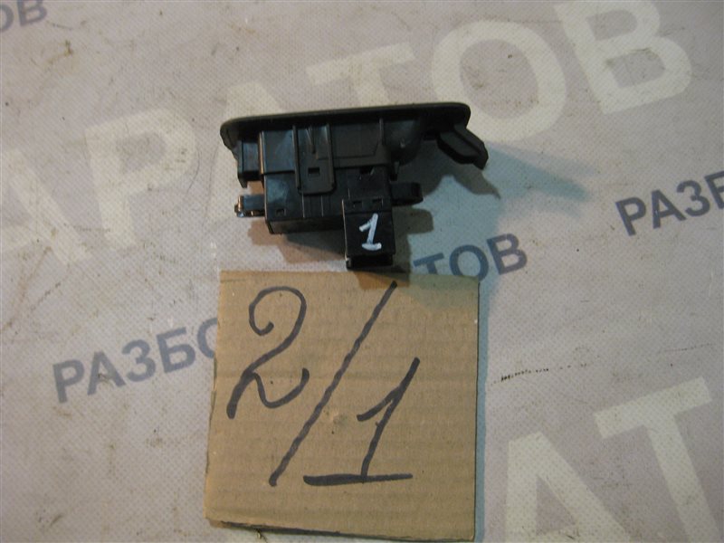 Кнопка стеклоподъёмника №1 Nissan Primera P12 2004 седан