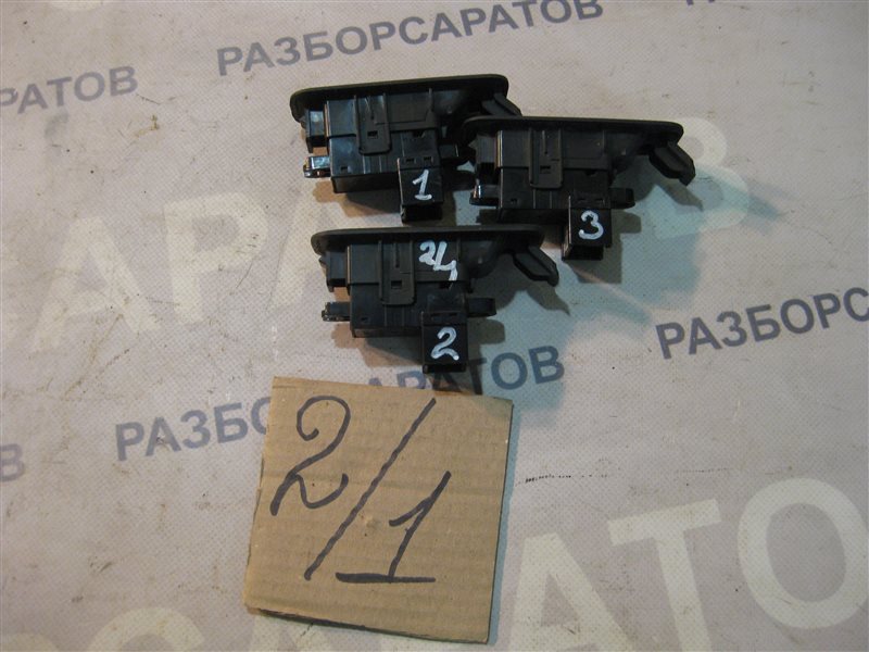 Кнопка стеклоподъёмника №3 Nissan Primera P12 2004 седан