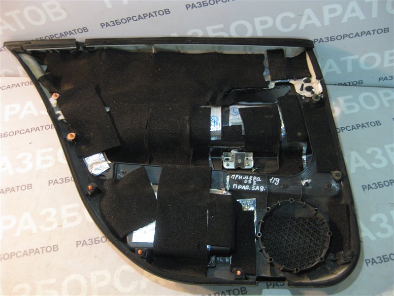 Обшивка двери Nissan Primera P12 2004 седан