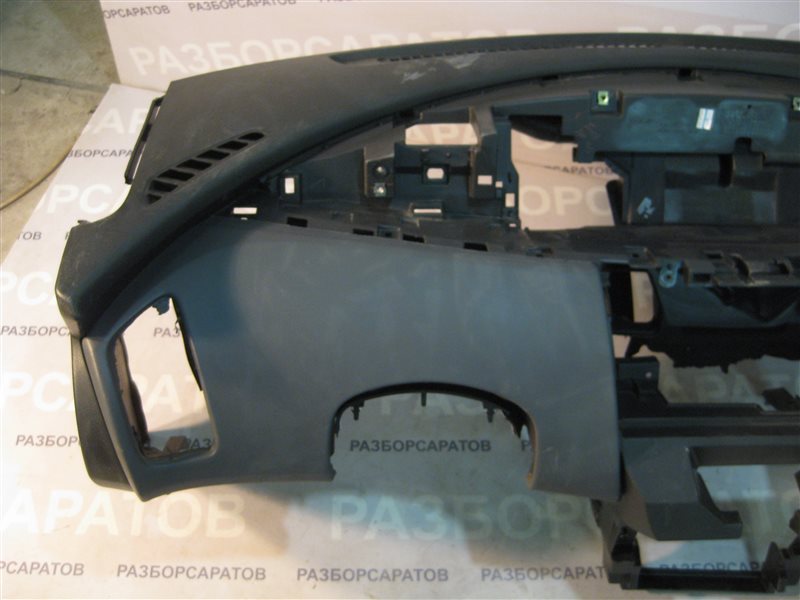Торпедо Nissan Primera P12 2004 седан