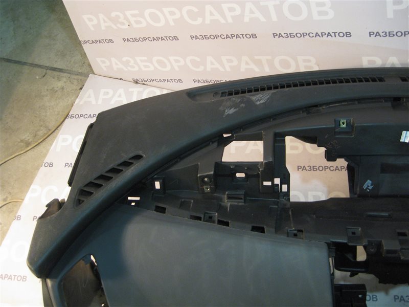 Торпедо Nissan Primera P12 2004 седан