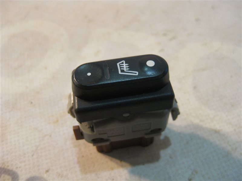 Кнопка обогрева сидений Nissan Primera P12 2004 седан