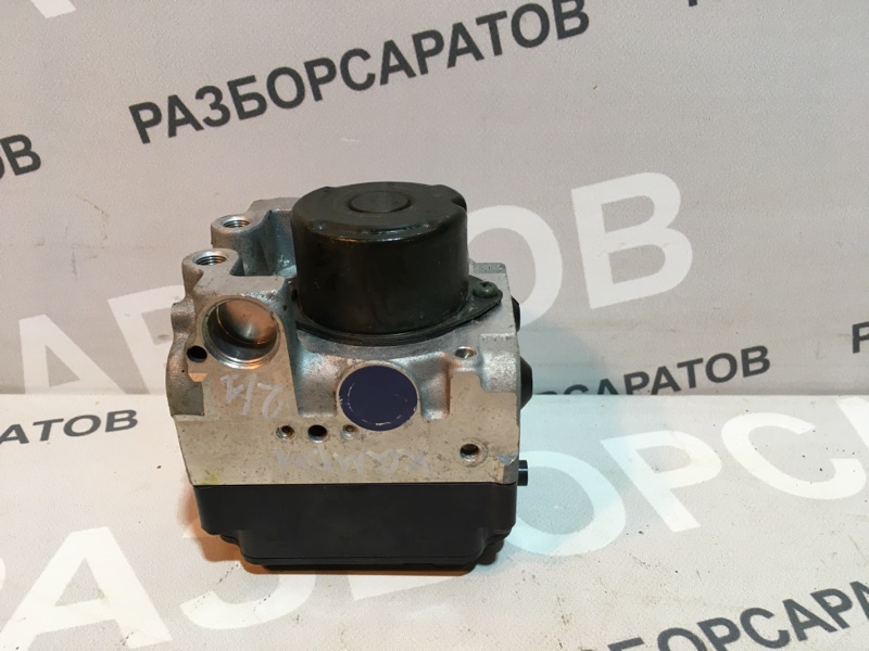 Блок ABS Toyota Camry 2004 седан