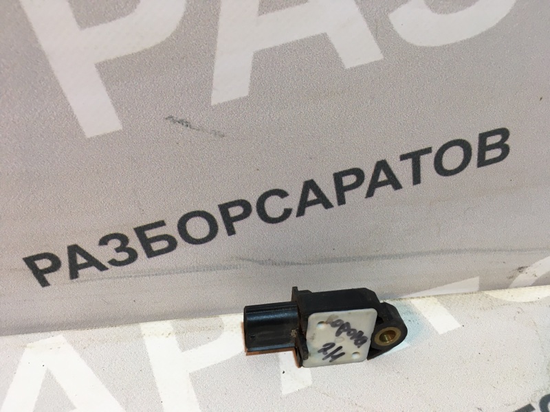 Датчик AIR BAG боковой Toyota Corolla 2008 седан