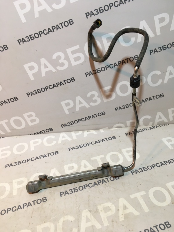 Рейка топливная (рампа) Toyota Corolla 2008 седан