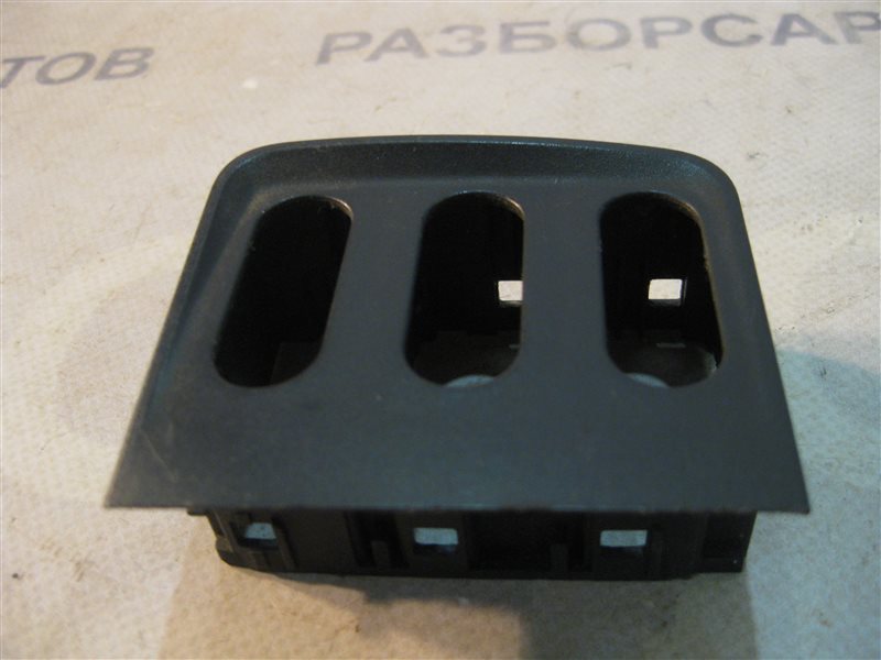 Накладка кнопок обогрева Nissan Primera P12 2004 седан