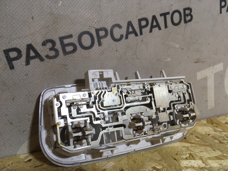 Плафон салона Renault Fluence 2010