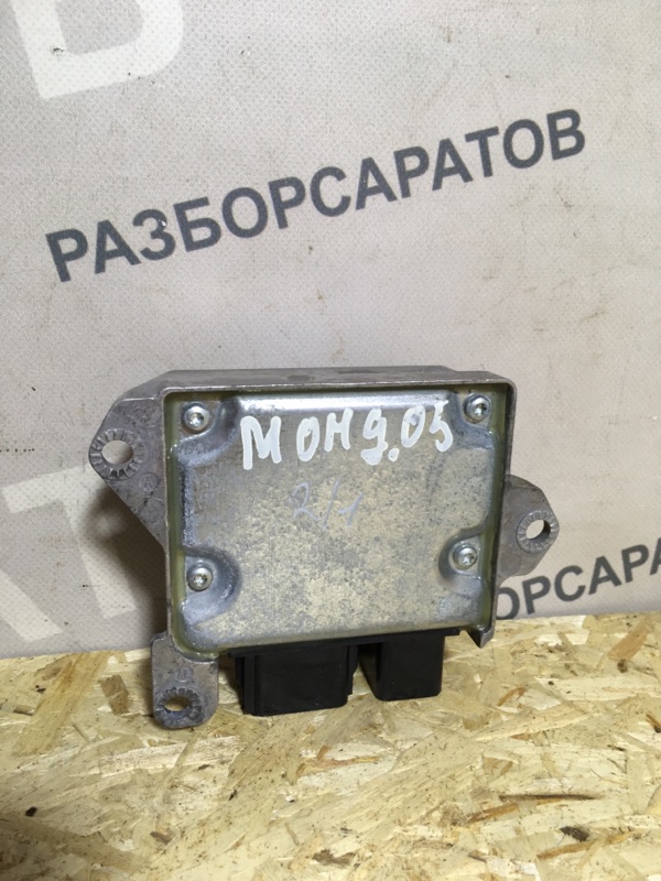 Блок SRS Ford Mondeo III 2005 седан