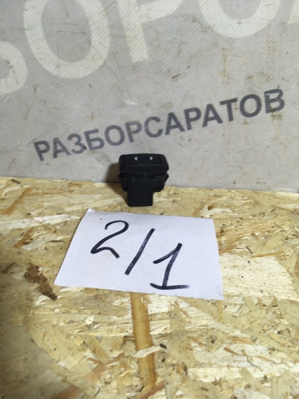 Кнопка стеклоподъемника Ford Focus II 2008 седан