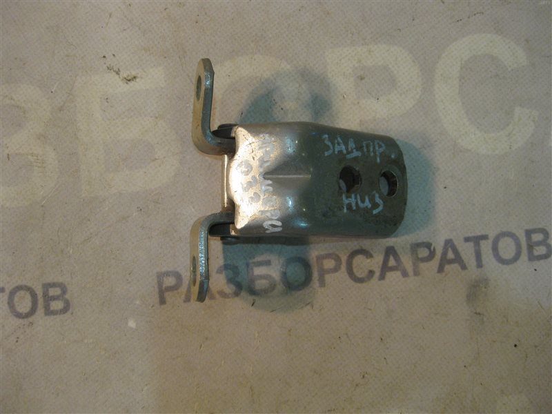Петля двери нижняя Nissan Primera P12 2004 седан