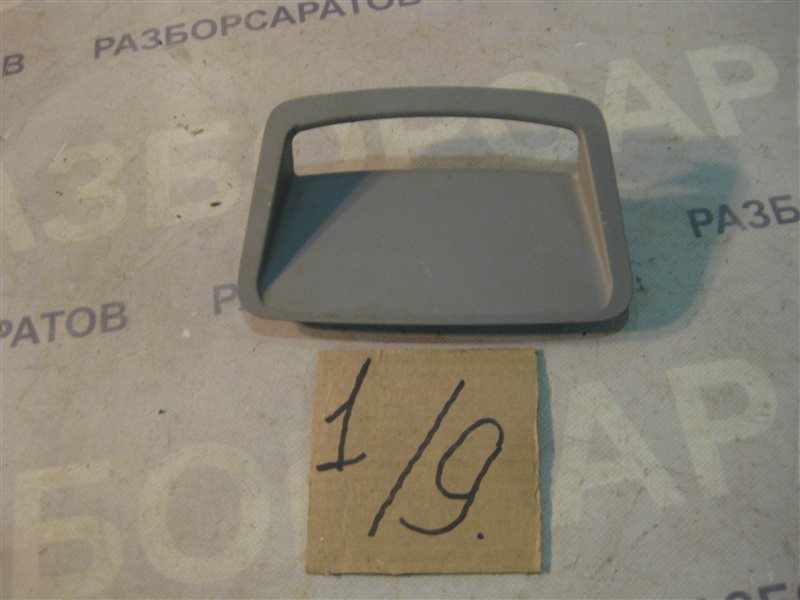Накладка под стоп-сигнал Nissan Primera P12 2004 седан