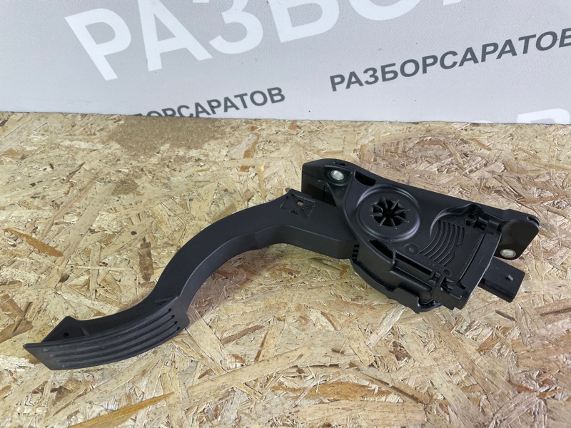 Педаль газа Ford Focus III 2018 рест. седан