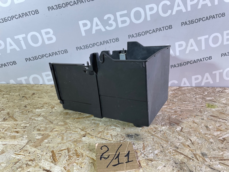 Крепление АКБ (корпус, подставка) Ford Focus III 2018 рест. седан