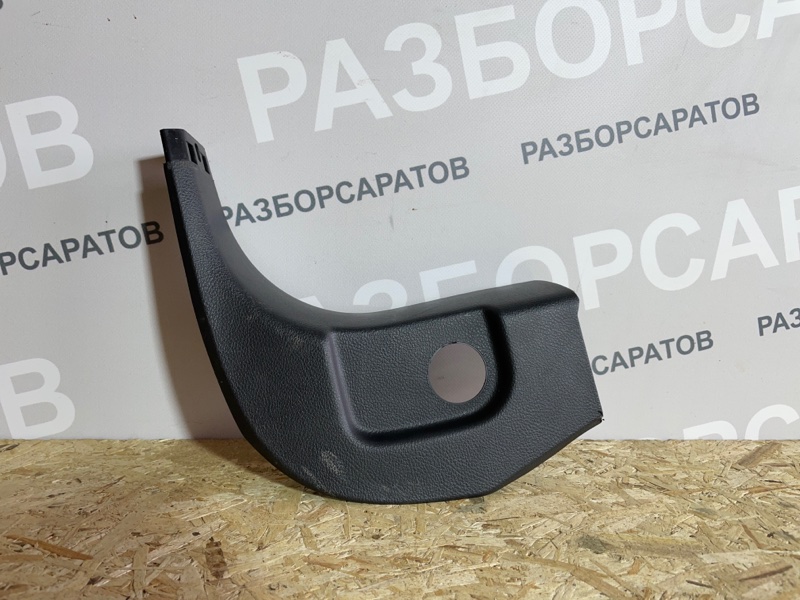 Накладка порога внутренняя Ford Focus III 2018 рест. седан