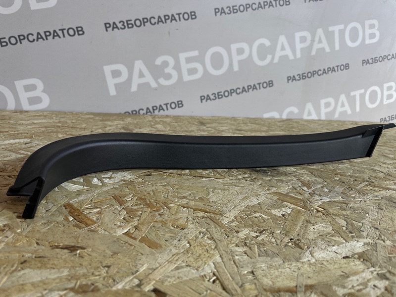 Накладка двери внутренняя Ford Focus III 2018 рест. седан